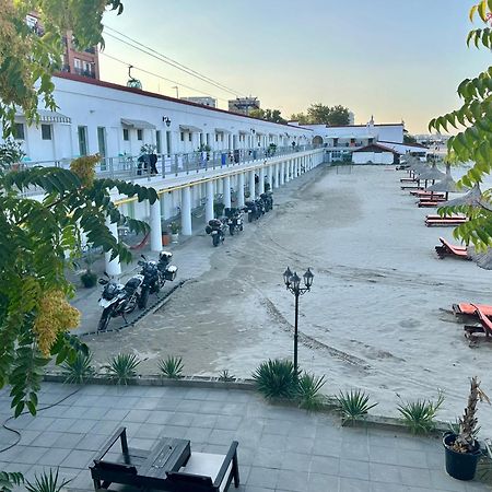 Hostel Cazino Nord Rooms Mamaia Extérieur photo