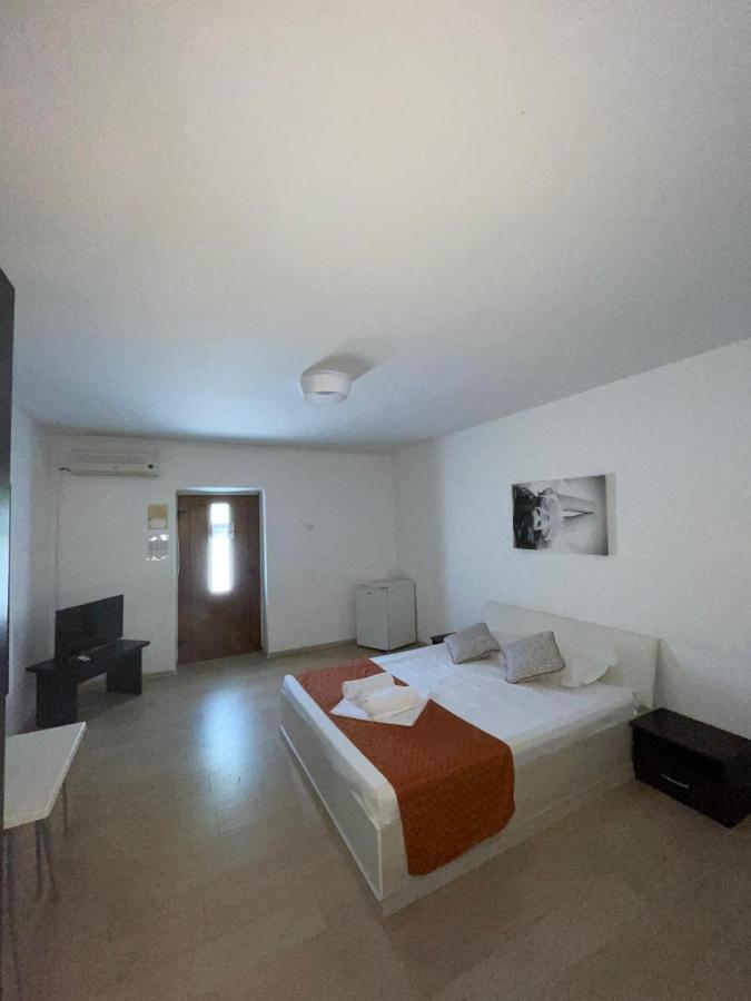 Hostel Cazino Nord Rooms Mamaia Extérieur photo